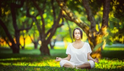【1xbet入口】湖人更衣室风暴再起?沃顿公开回应将帅不和传闻,球队内部矛盾浮出水面