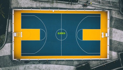 1xbet官网|明尼苏达新星闪耀联盟,爱德华兹荣膺NBA月最佳新秀,鲍尔伤退无碍黄蜂前行