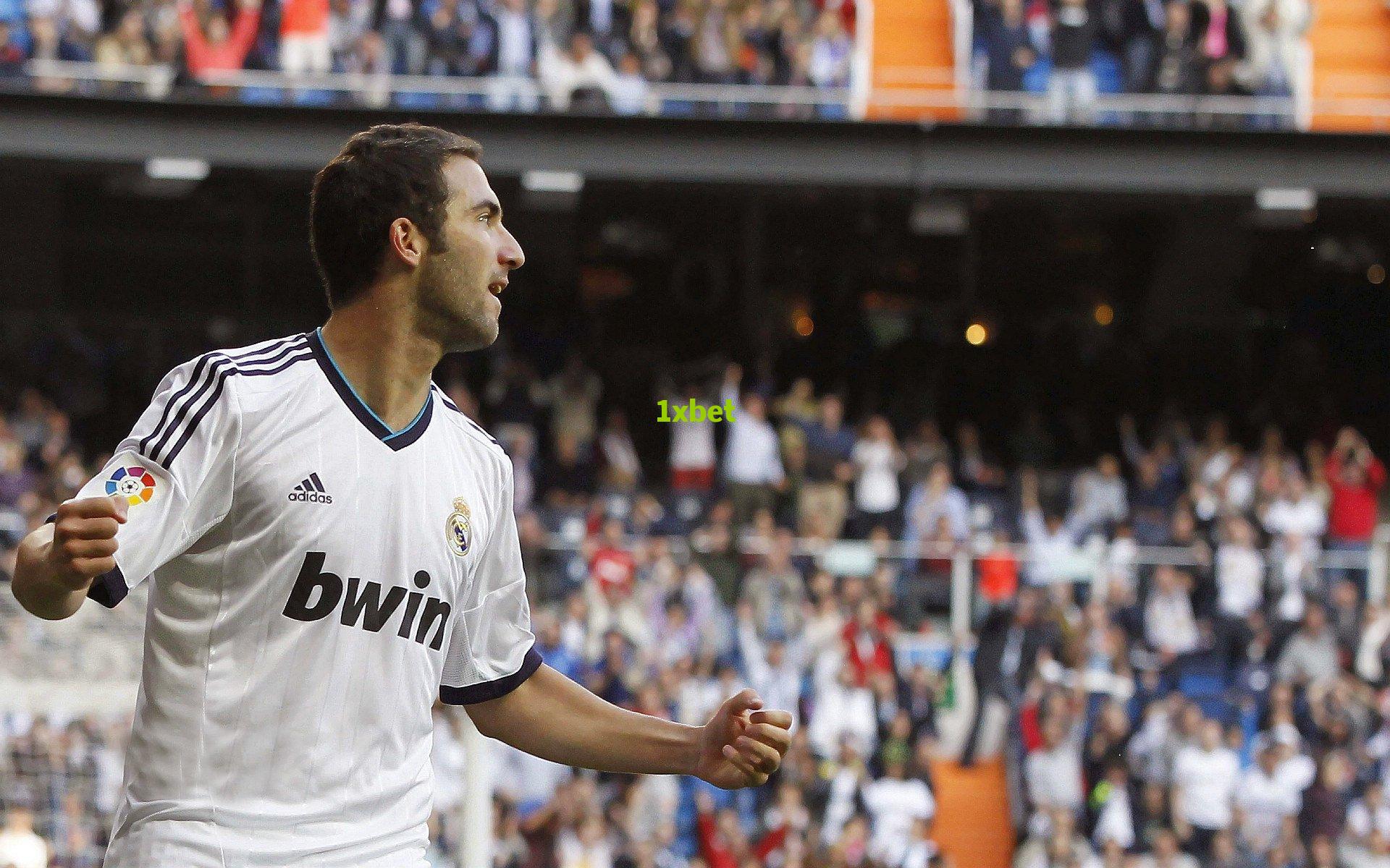 用胜利书写答案，球场上的最佳回应方式