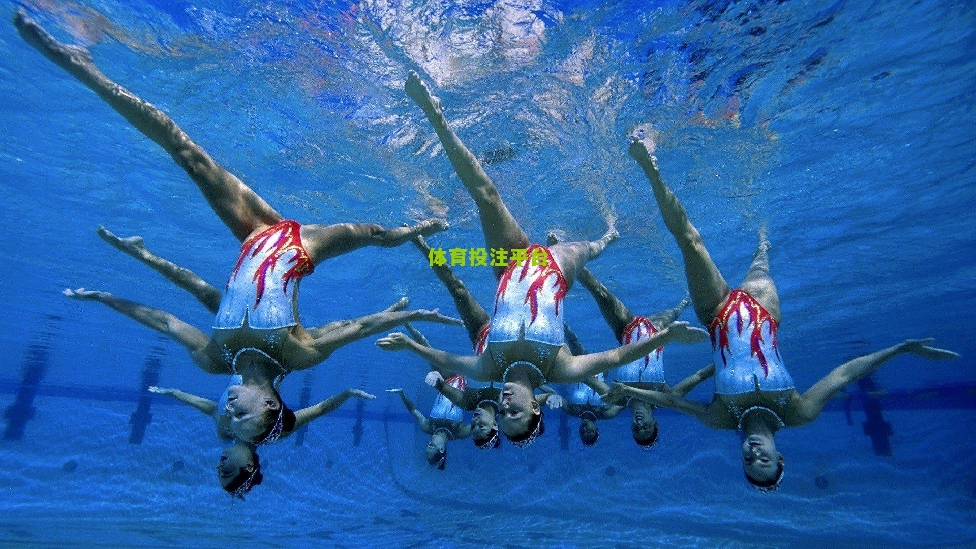 昔日传奇再聚首？MSN组合重聚传闻引全球球迷泪目夜读