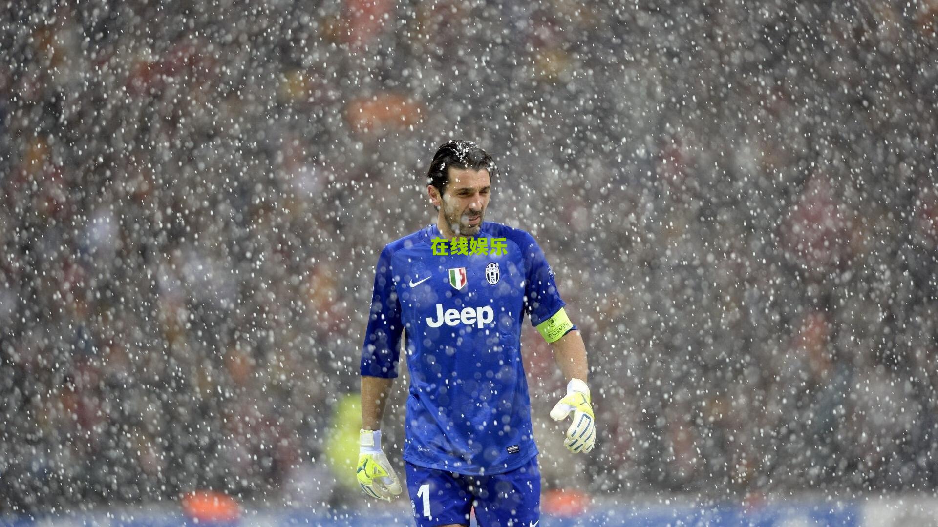 勒布朗关键抉择，为湖人胜利主动让出纪录之夜，团队精神照亮洛城征程