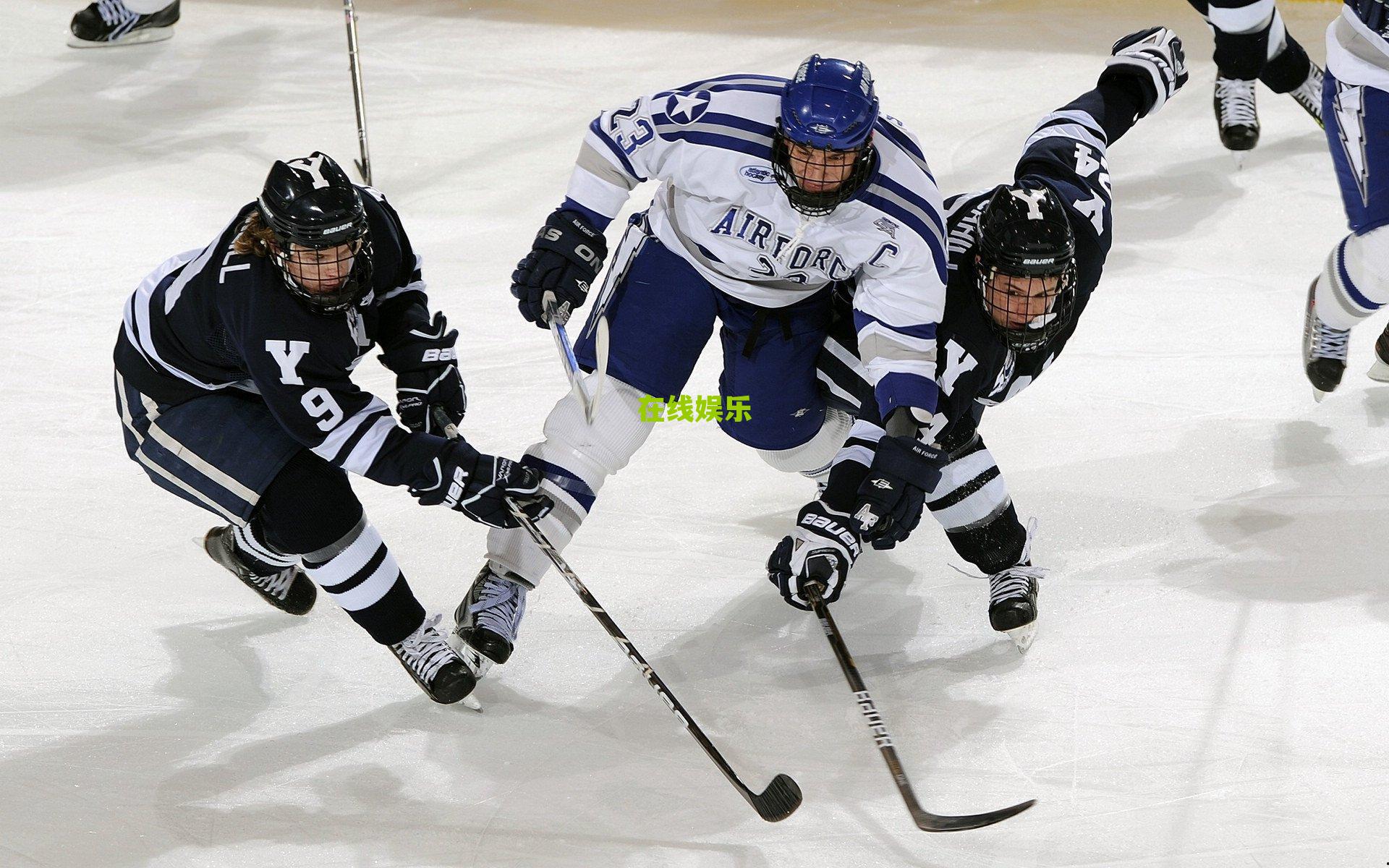 鹈鹕队史罕见纪录，盘点那些以七成命中率斩获三双的球场引擎