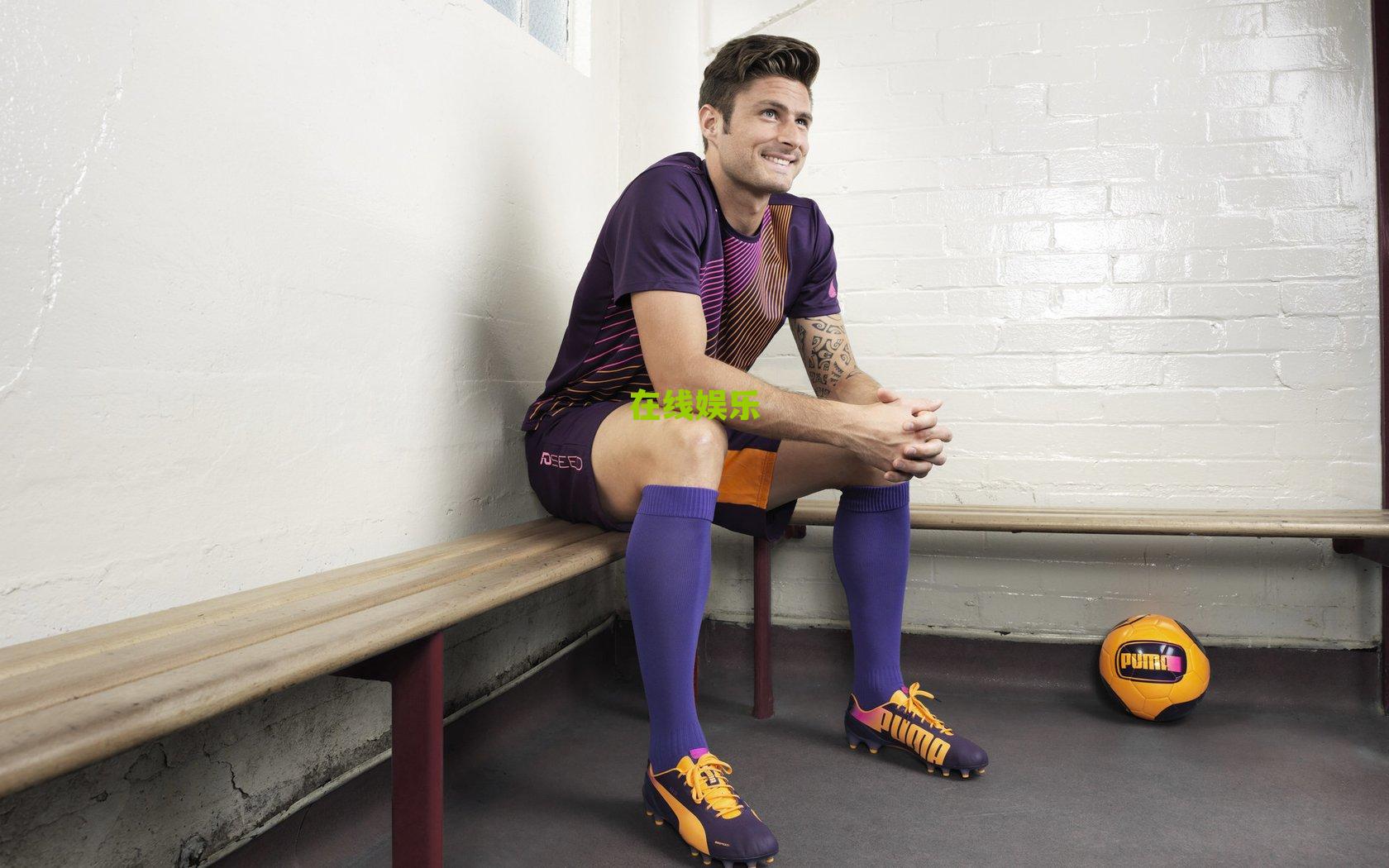 德天空独家披露，比利时新星迪朗维尔租借巴塞尔，合约暗藏玄机无买断条款